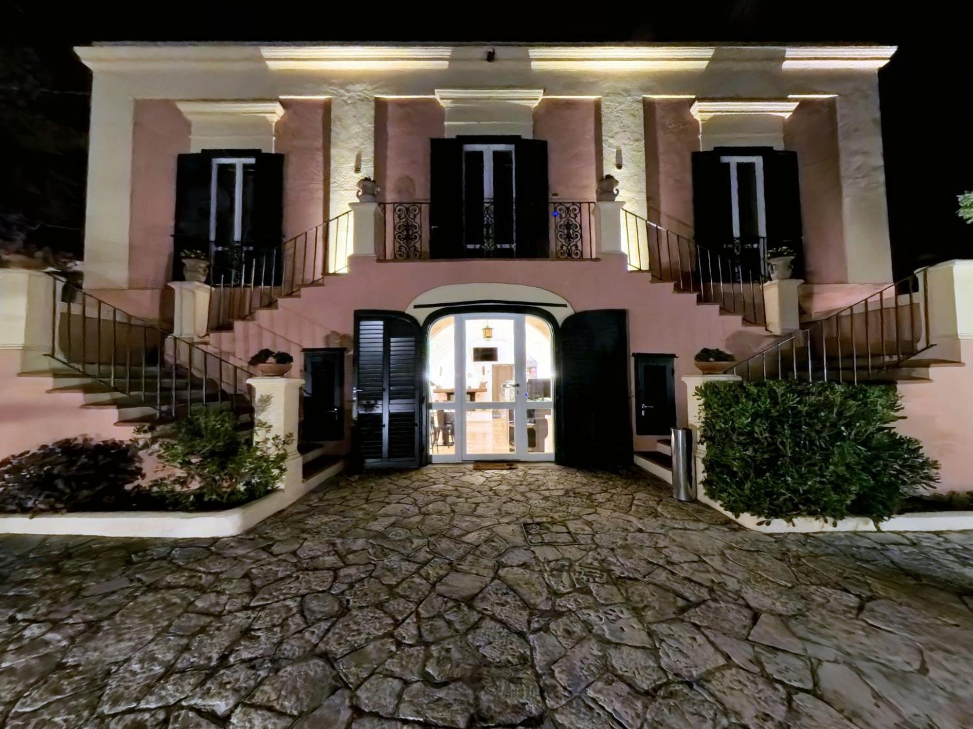 Villa Sine Tempore Fumarola マテーラ エクステリア 写真